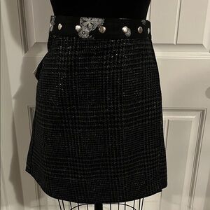 Elegant Black Textured Midi Skirt